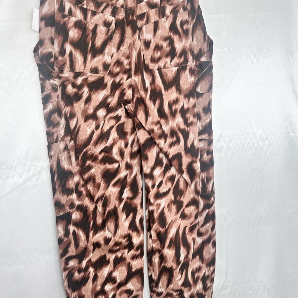 NWT Democracy “Ab”‎ Technology Skyrise Cargo Pants Leopard Print Size 6 - Picture 7 of 13